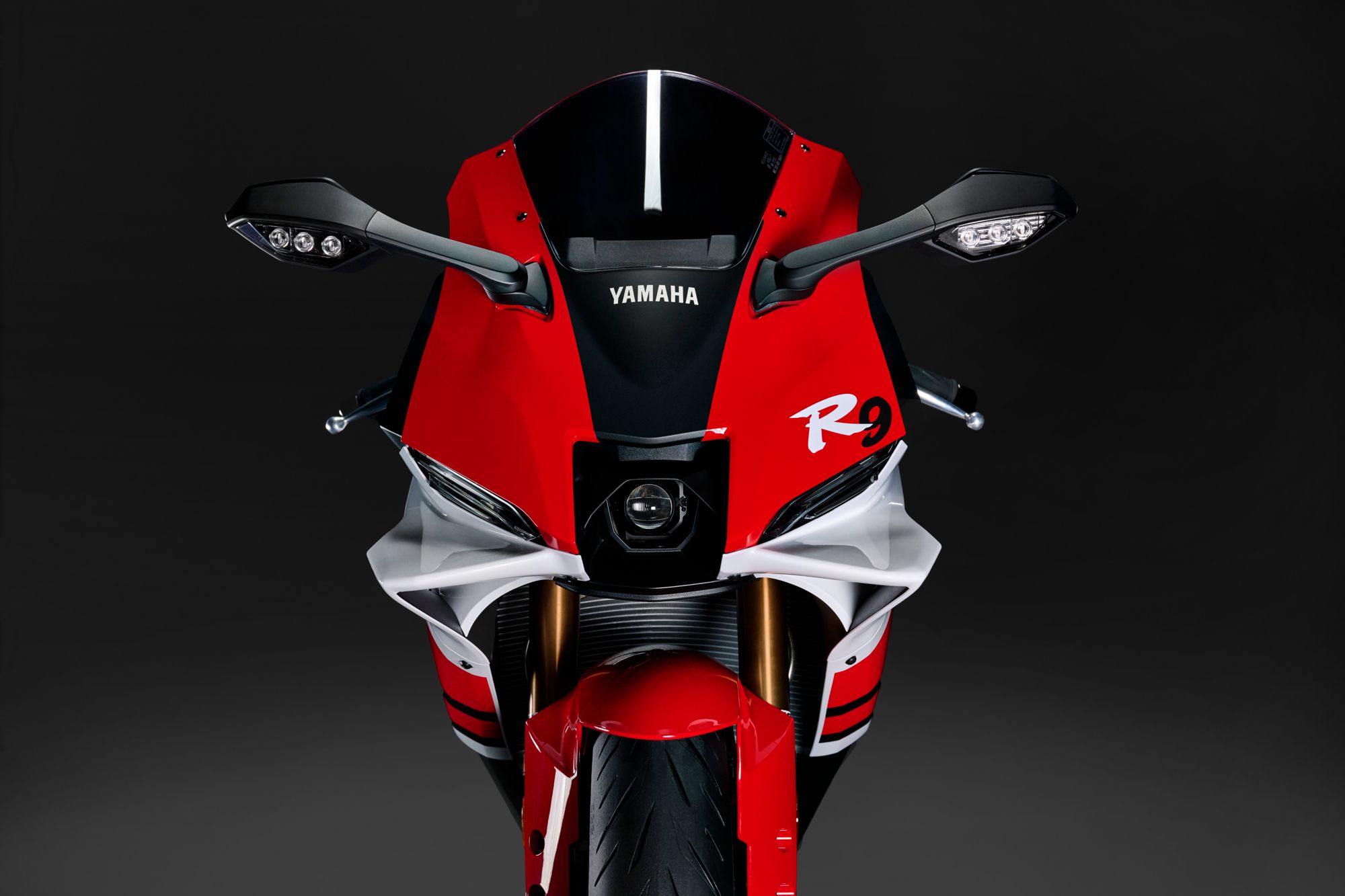 Yamaha YZF-R9 70th