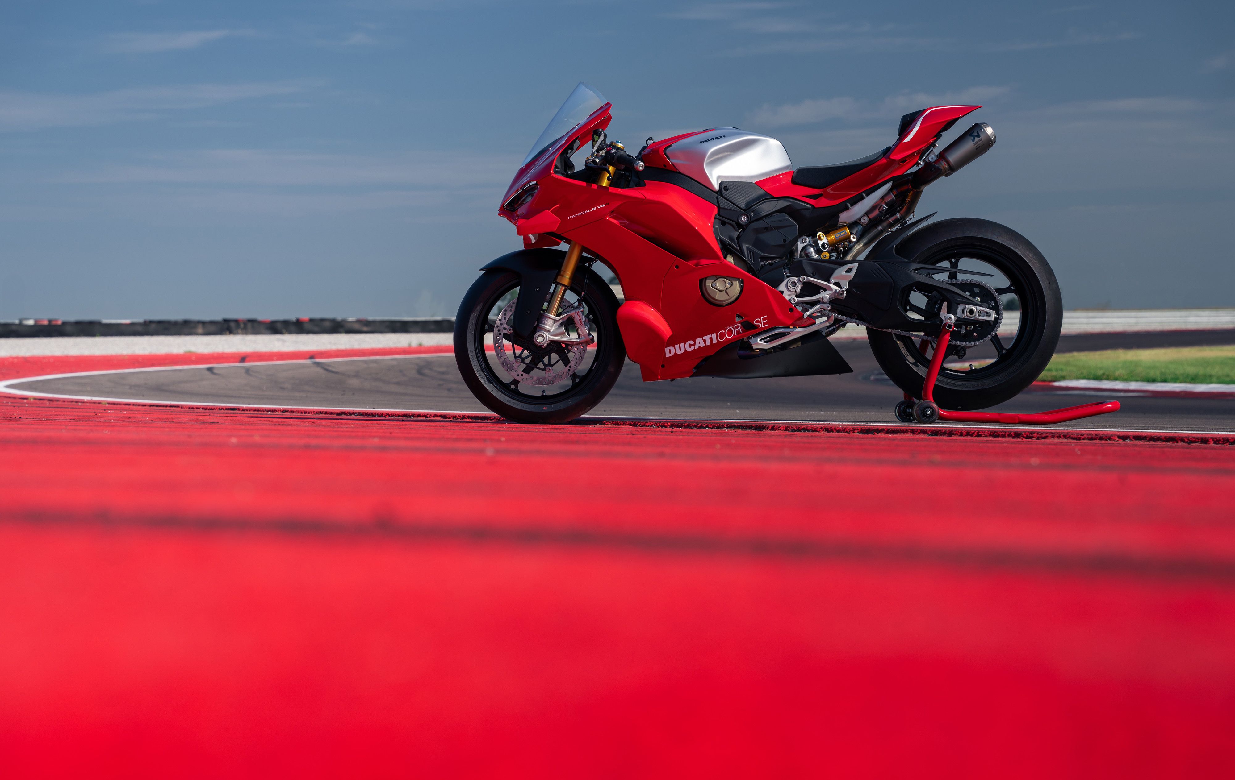 Ducati Panigale V4 R