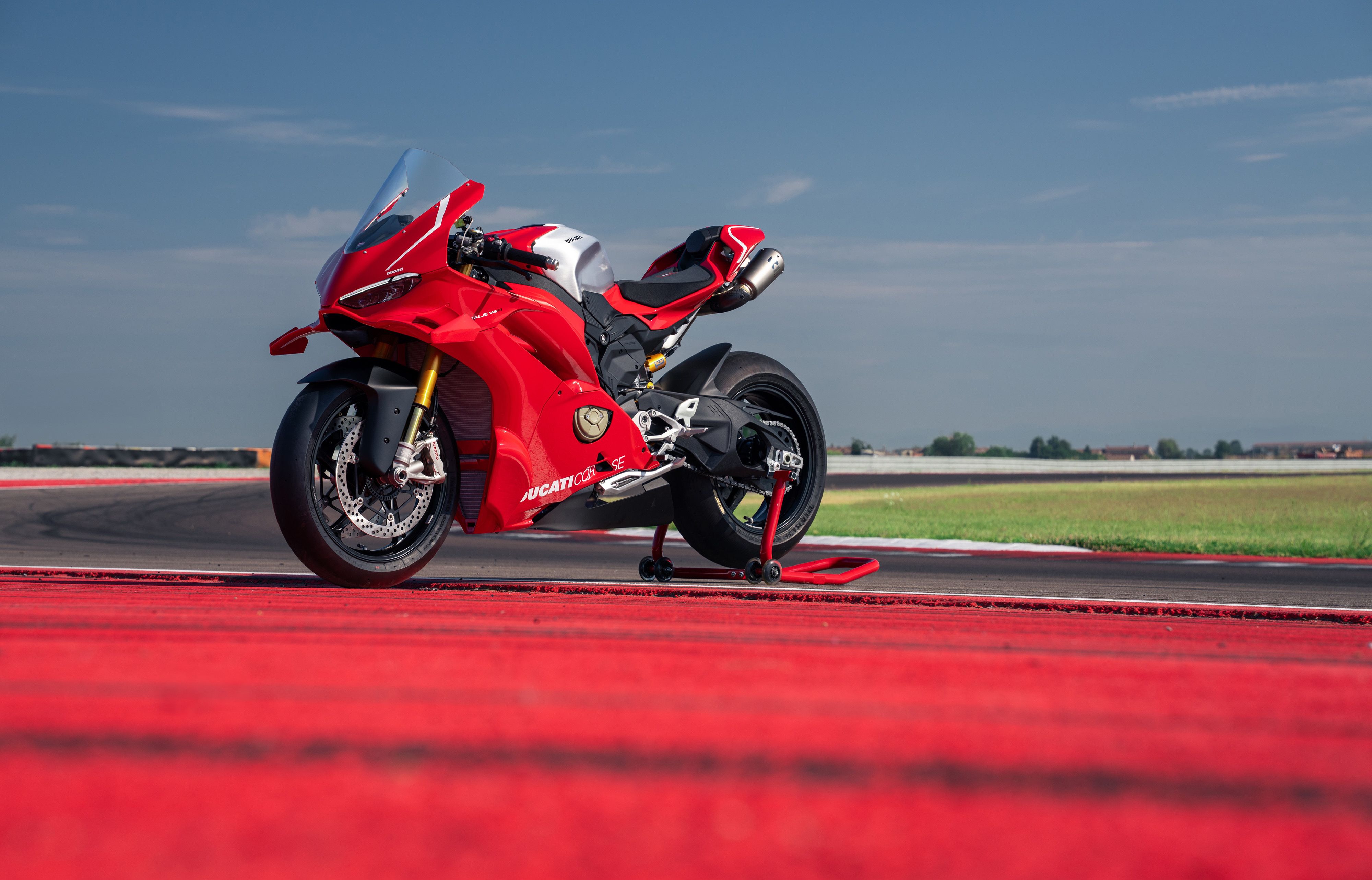 Ducati Panigale V4 R