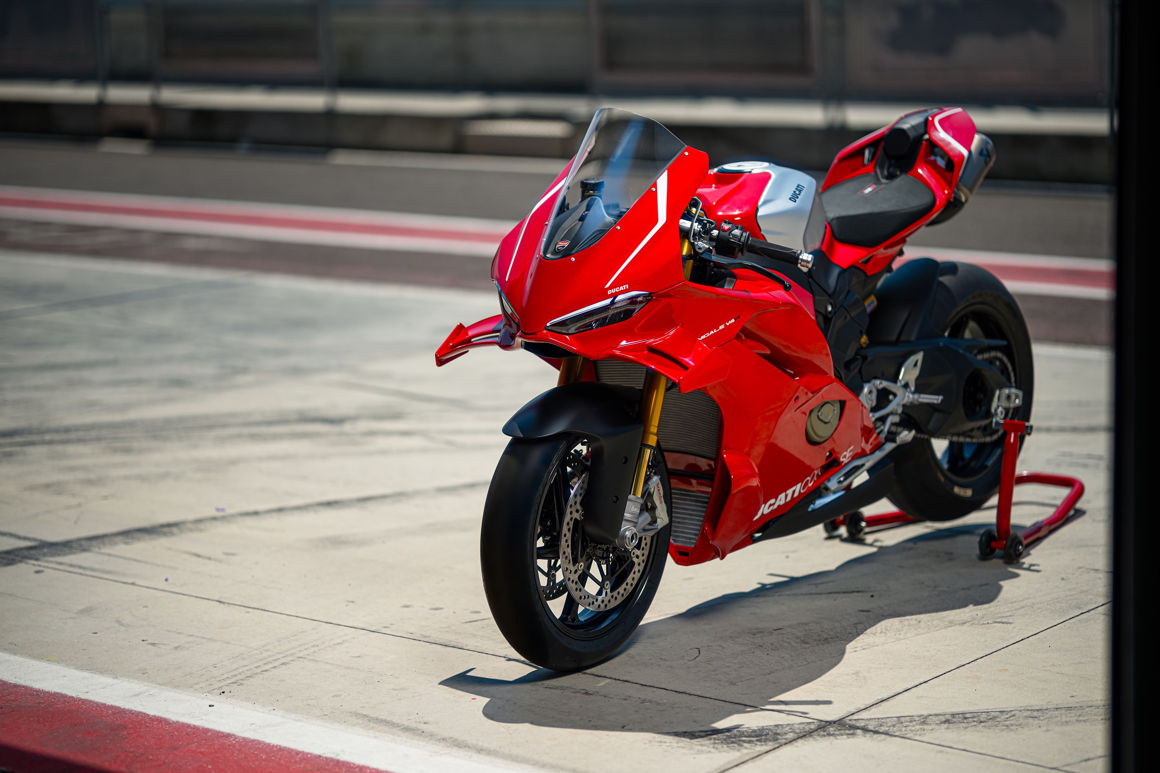 Ducati Panigale V4 R
