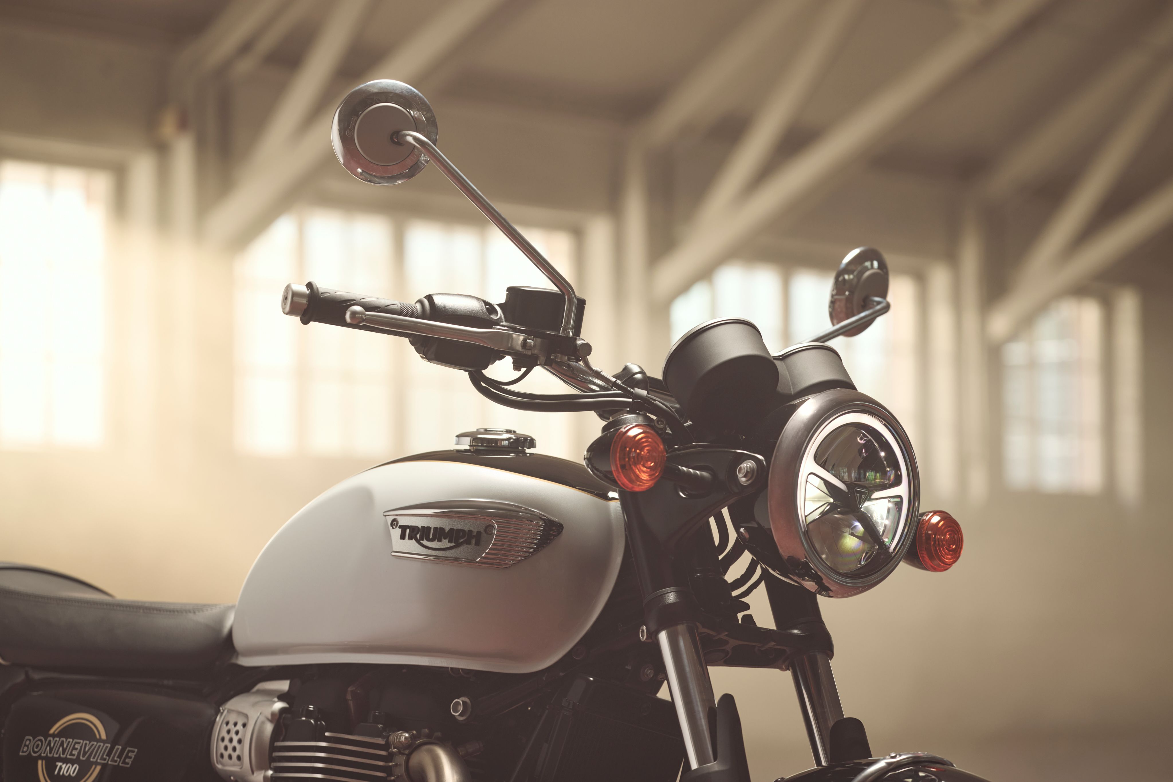 Triumph Bonneville T100