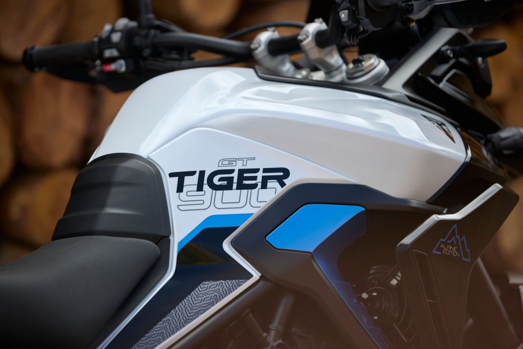 Triumph Tiger 900 Alpine Special Edition
