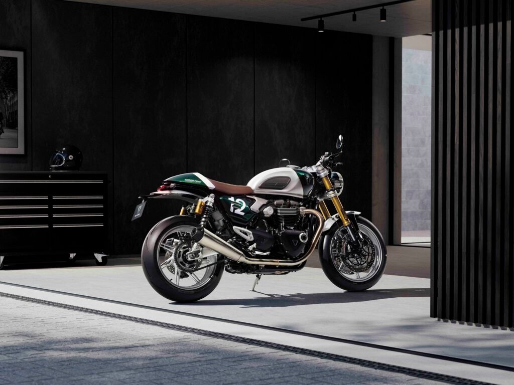 Triumph Speed Twin 1200 Cafe Racer Edition