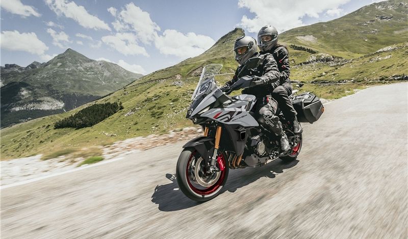 Suzuki GSX-S1000GX Plus