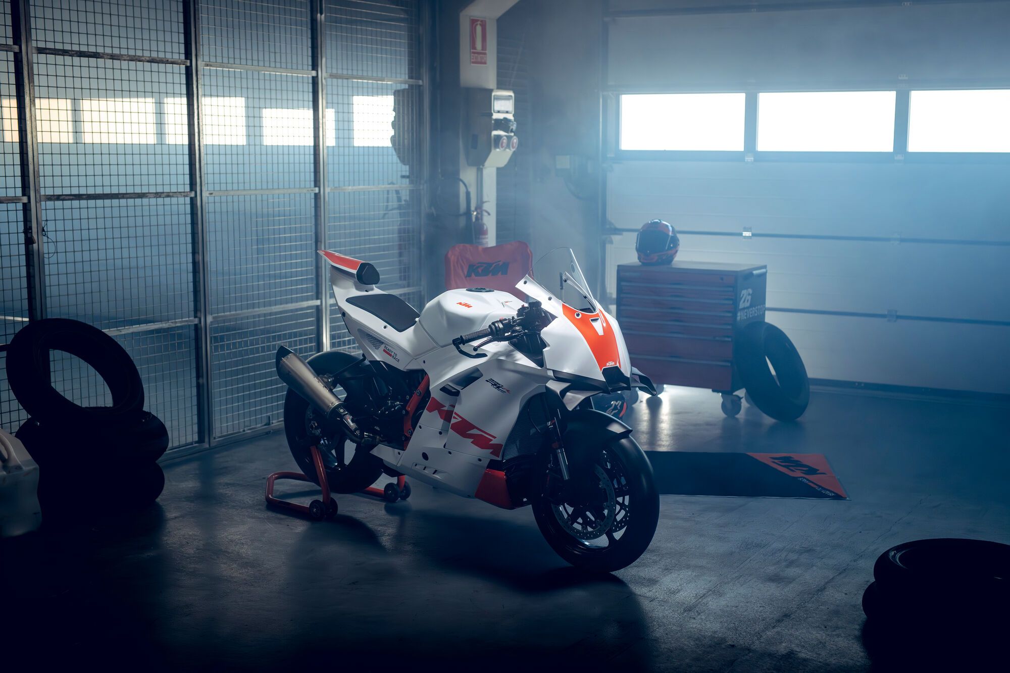 KTM 990 RC R Track