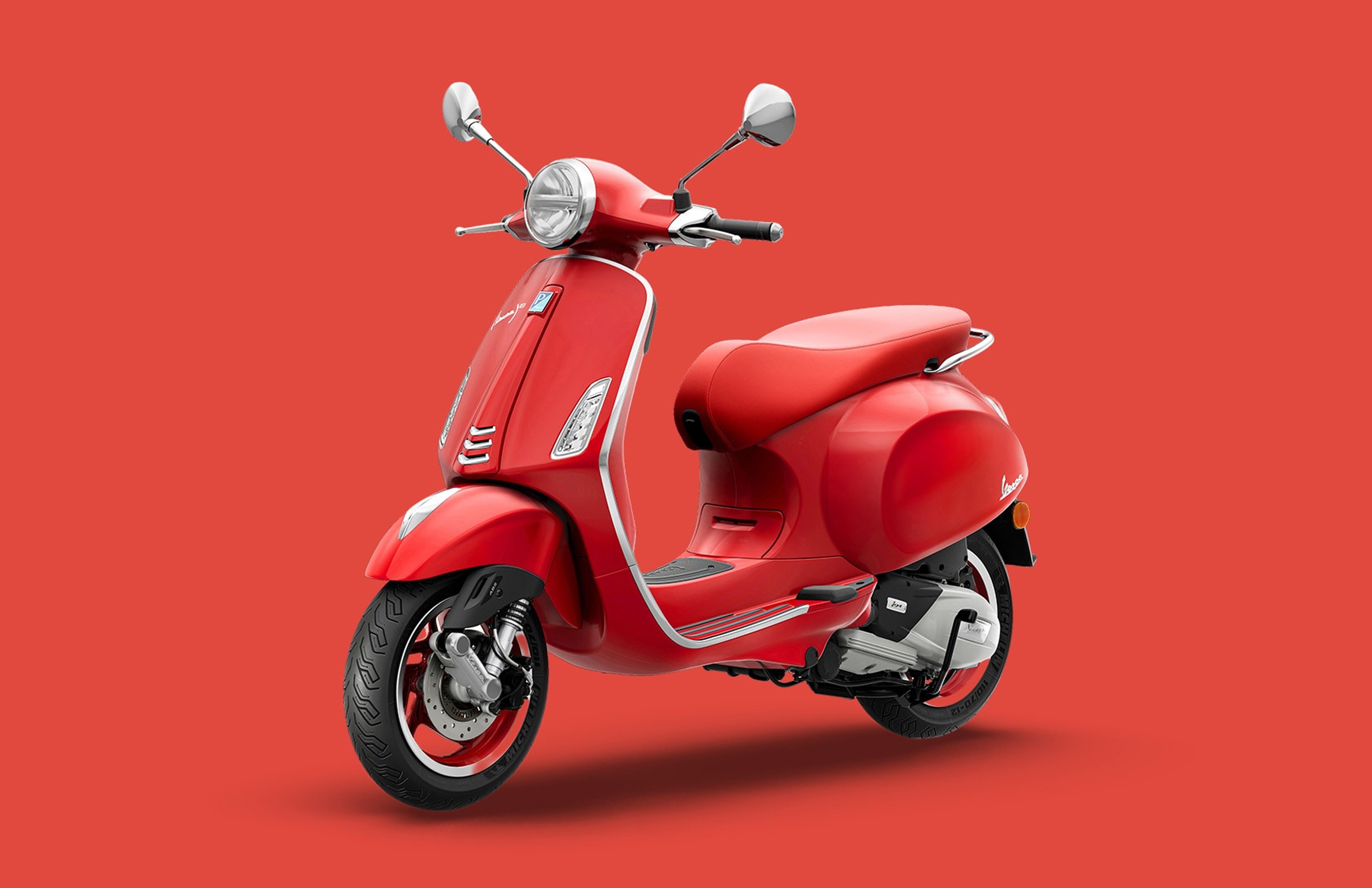 Vespa Primavera 125 RED