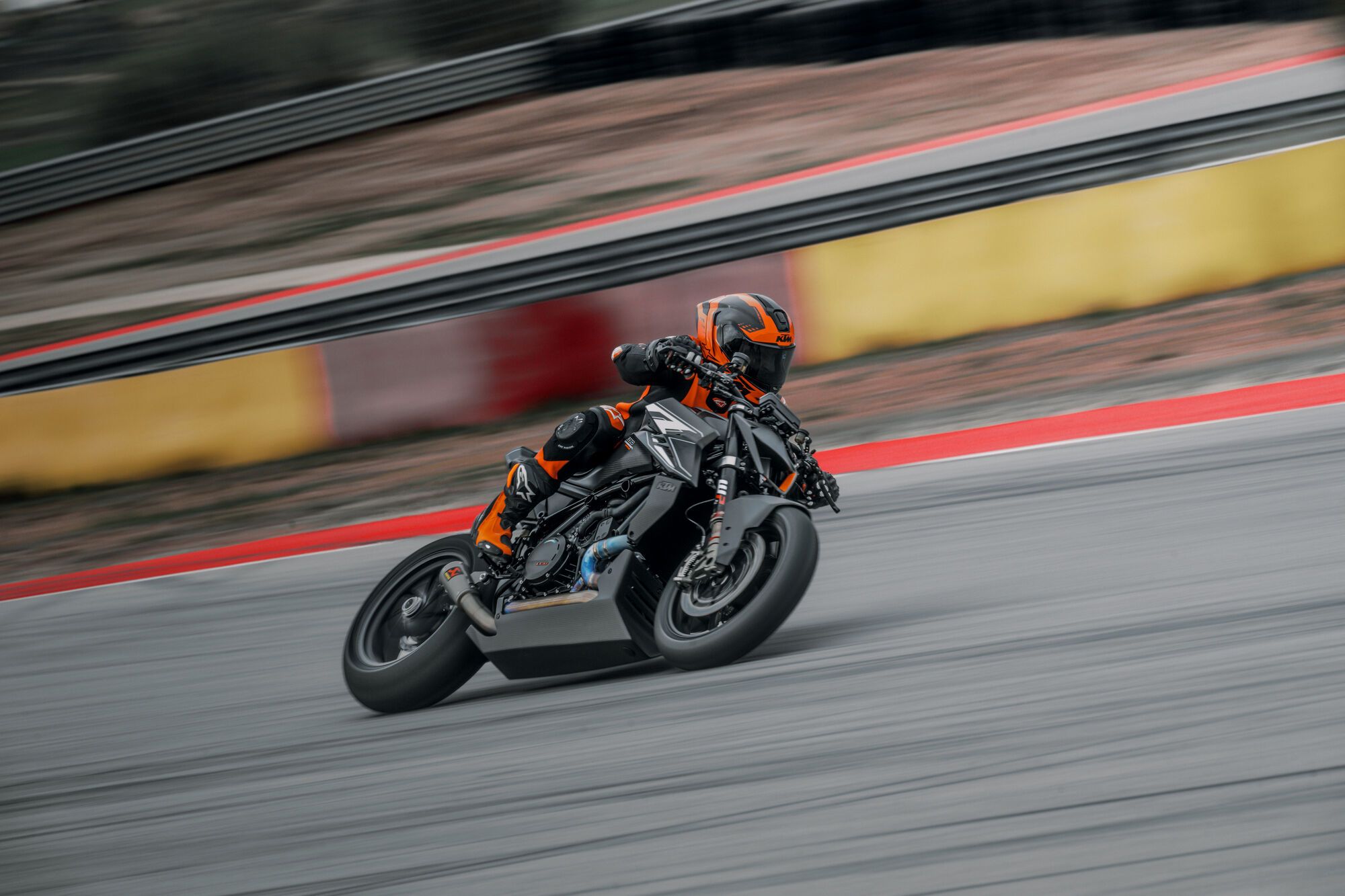 KTM 1390 Super Duke RR Track